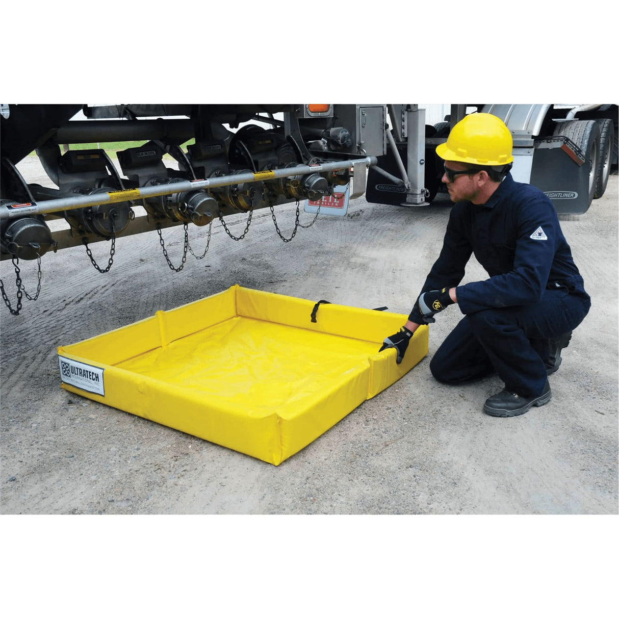 Ultra-Mini Berm®, 75 US gal. Capacity, 4' W x 6' L x 6" H, Foam Wall